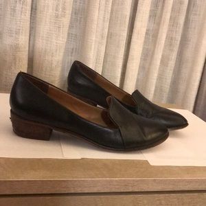 Kelsi Dagger black leather flats